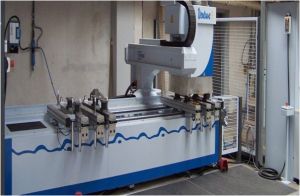 WEEKE CNC vezérlésű megmunkáló központ WEEKE CNC vezérlésű megmunkáló központ